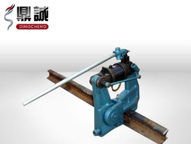 點(diǎn)擊查看詳細(xì)信息<br>標(biāo)題：液壓鋼軌擠孔機(jī) 閱讀次數(shù)：4585